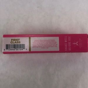 Jeffree Star Makeup - Jeffree Star Velour Liquid Lipstick - First Class Jeffree Star Makeup - Jeffree Star Velour Liquid Lipstick - First Class